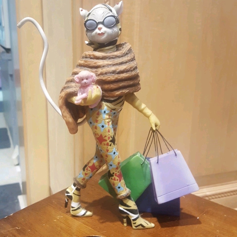 Meet your Posher, Roseann, posh ambassador